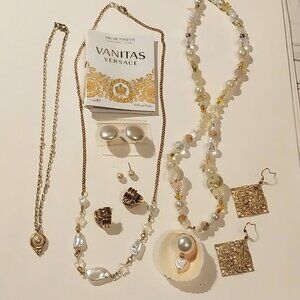 Faux pearl gold tone jewelry lot bundle necklace earrings vintage handmade stars